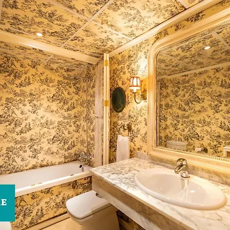 180 Glamuroso Prado Apartment Seville