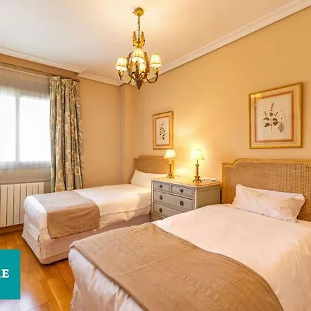 180 Glamuroso Prado Seville